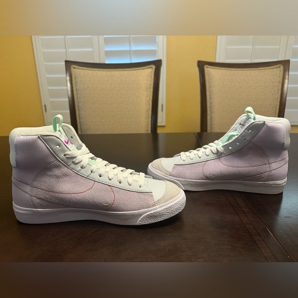 New Nike Blazer Mid 77 Lilac Sneaker Shoes - Picture 11 of 13